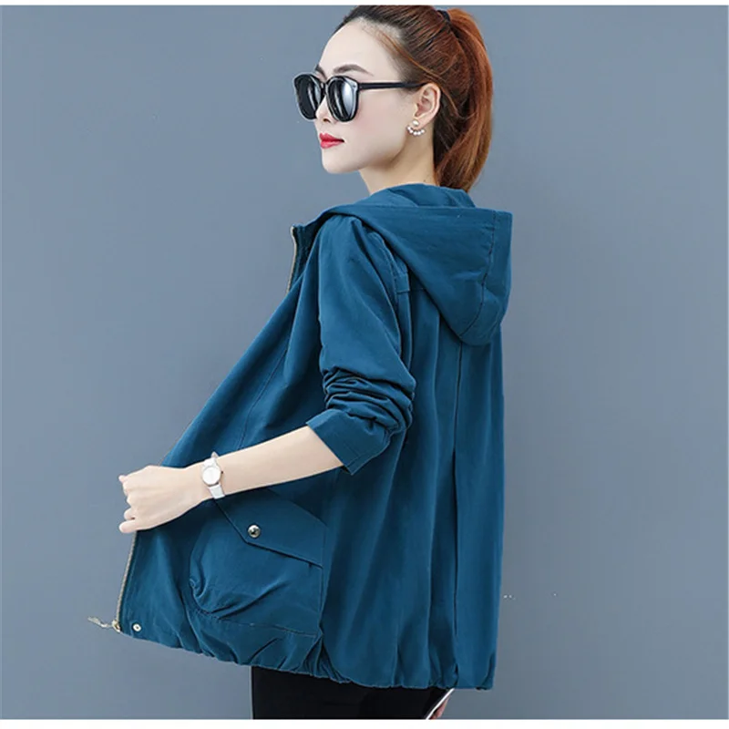 New Women Jacket Red Khaki Top 2021 Spring Autumn Korean Version Plus Size M-5XL Loose Temperament Casual Mom Hooded Coat GH24 
New Women Jacket Red Khaki Top 2021 Spring Autumn Korean Version Plus Size M-5XL Loose Temperament Casual Mom Hooded Coat GH24