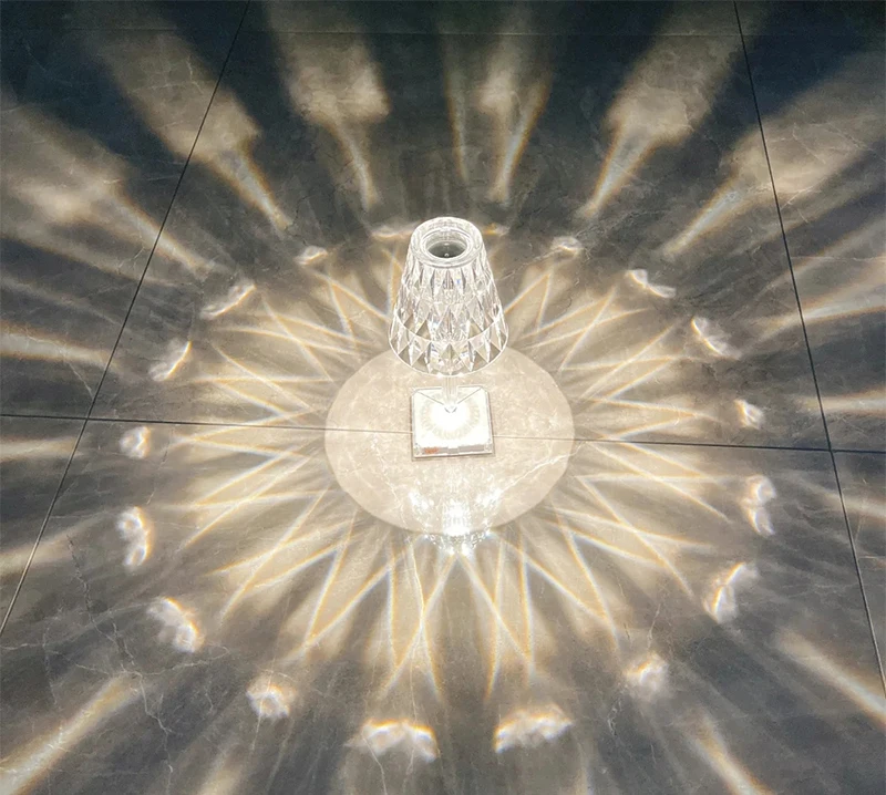 Алмазный акриловая Настольная лампа Ночной светильник Италия принцесса лампа для загара современную атмосферу сенсорная настольная лампа...
Алмазный акриловая Настольная лампа Ночной светильник Италия принцесса лампа для загара современную атмосферу сенсорная настольная лампа...