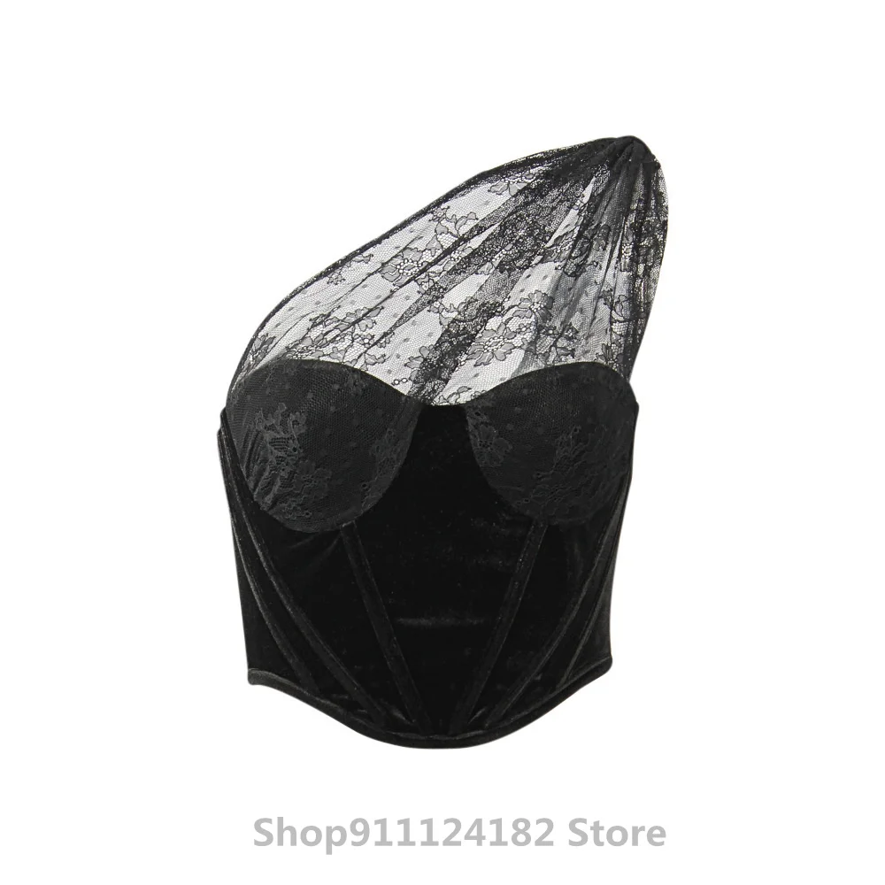 Hot Selling European and American Black Lace One-Shoulder Perspective Gold Velvet Fish Bone Exposed Sexy Corset Top Women
Hot Selling European and American Black Lace One-Shoulder Perspective Gold Velvet Fish Bone Exposed Sexy Corset Top Women