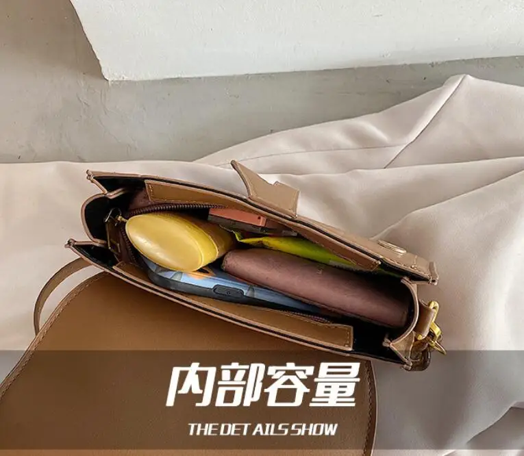 2020 Luxury Designer Saddle Bag For Women Crossbody Shoulder Bag Brand Acrylic chain Handbags Fashion Small Female Messenger Bag
2020 Luxury Designer Saddle Bag For Women Crossbody Shoulder Bag Brand Acrylic chain Handbags Fashion Small Female Messenger Bag