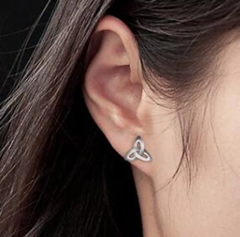 Newest Small Exquisite Celtic Earrings for Girls Ladies Exquisite Elegant Trend Jewelry Gifts
Newest Small Exquisite Celtic Earrings for Girls Ladies Exquisite Elegant Trend Jewelry Gifts