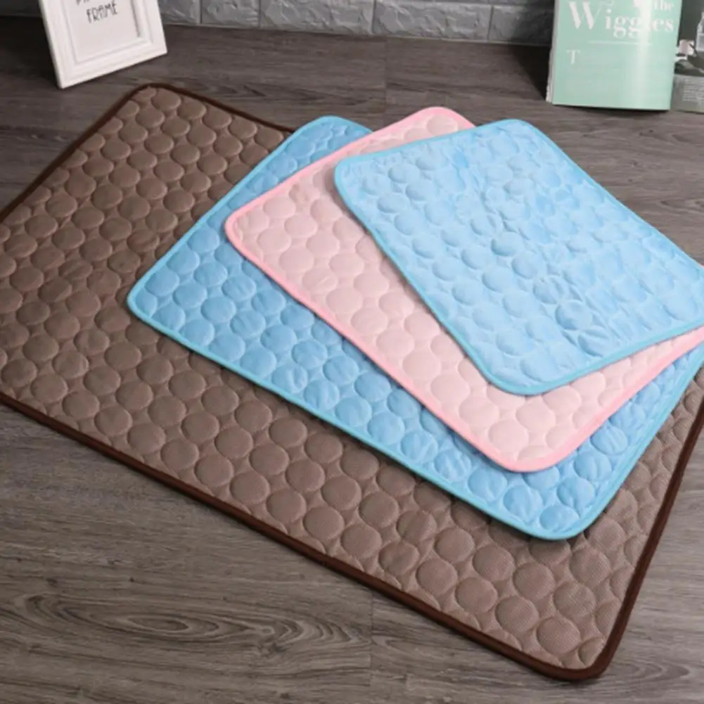 Summer Pet Cooling Mat Breathable Absorb Body Heat Cotton Soft Large Ice Pet Cushion Puppy Cat Cool Bed Mats Pet Yoga Supplies
Summer Pet Cooling Mat Breathable Absorb Body Heat Cotton Soft Large Ice Pet Cushion Puppy Cat Cool Bed Mats Pet Yoga Supplies