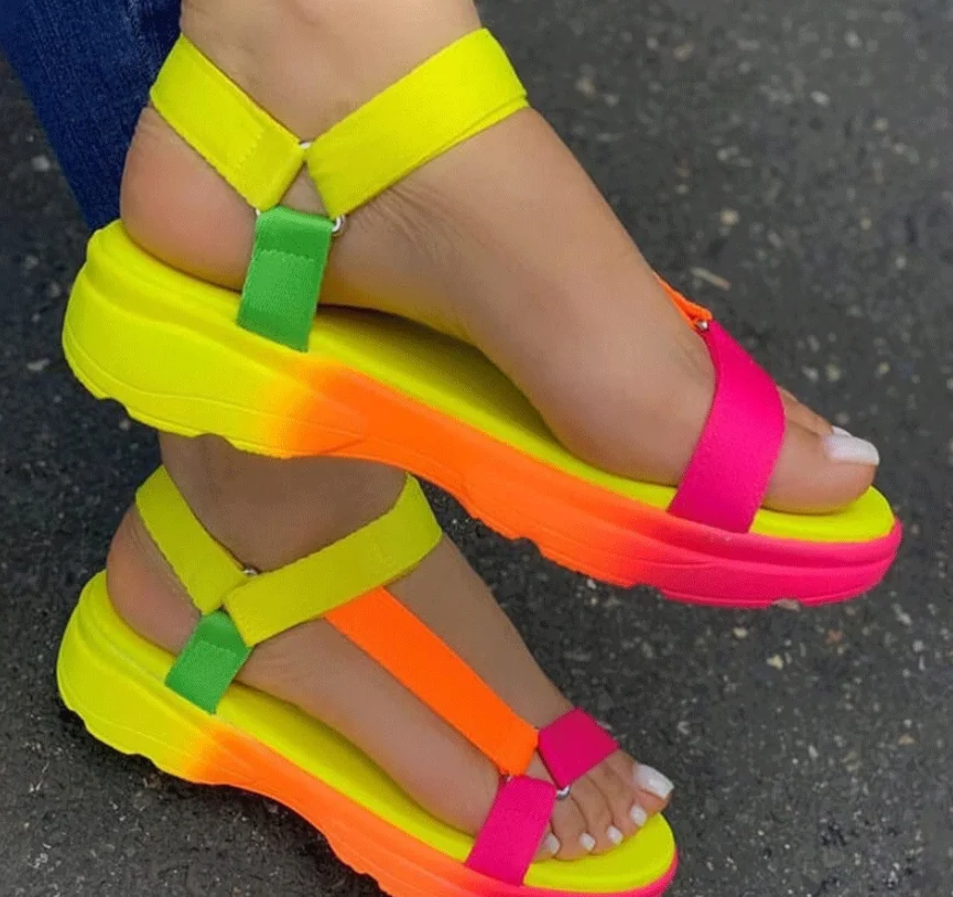 2020 Summer Beach Bling Crystal Rome Ladies Sandals Rhinestone Platform Mixed Color Cutouts Wedges Women Sandals Shoes Woman
2020 Summer Beach Bling Crystal Rome Ladies Sandals Rhinestone Platform Mixed Color Cutouts Wedges Women Sandals Shoes Woman
