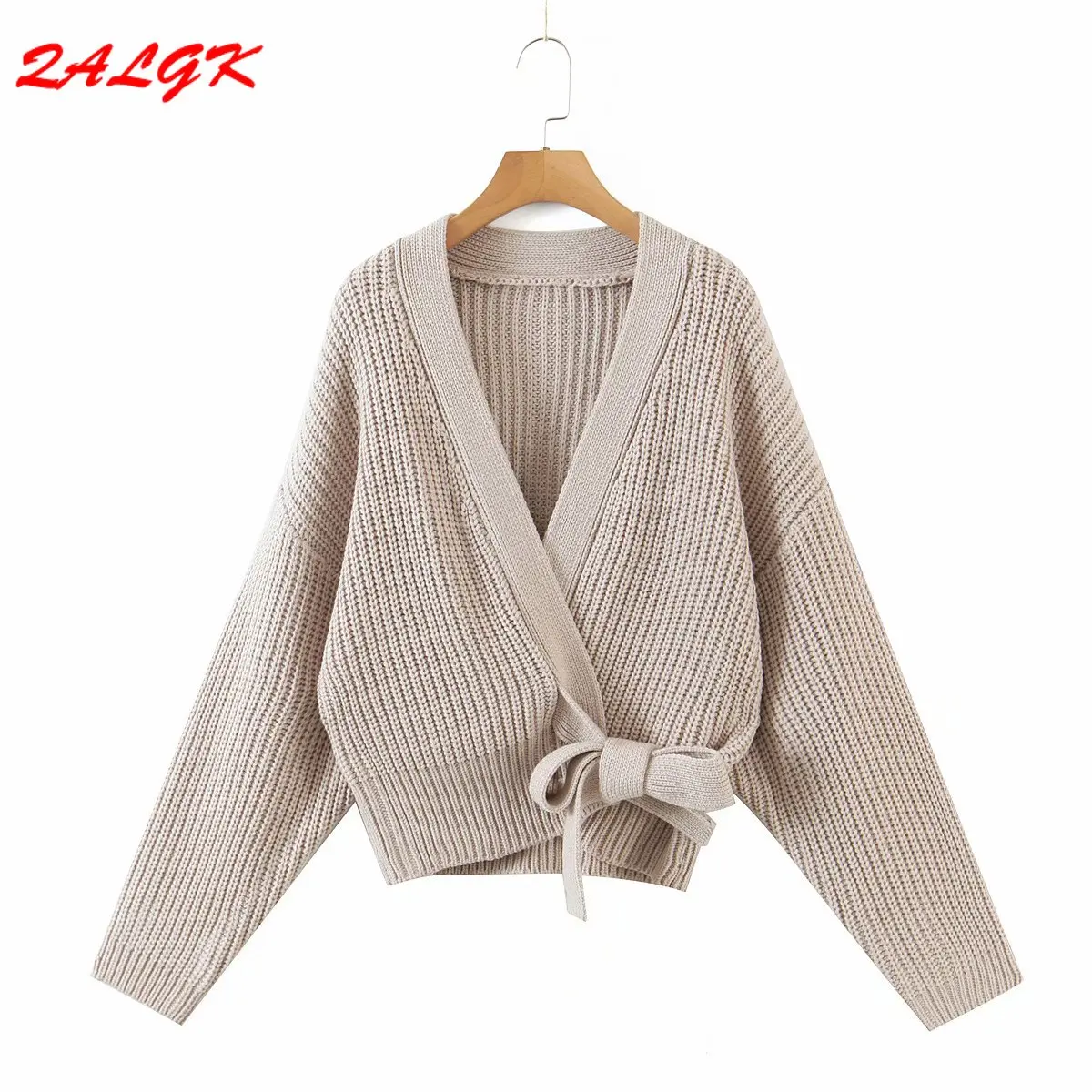 Women Sweater Knitwear Autumn and Winter New European American Style Lace-up Waist Bat Sleeve Jacket Loose Solid Color Clothes
Women Sweater Knitwear Autumn and Winter New European American Style Lace-up Waist Bat Sleeve Jacket Loose Solid Color Clothes