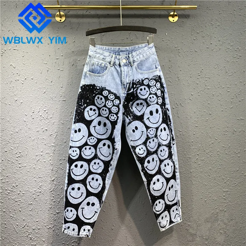 Fashion Graffiti Smiley Print Jeans Women Streetwear Loose High Waist Washed Jeans Womens Plus Size Casual Denim Harem Pants
Fashion Graffiti Smiley Print Jeans Women Streetwear Loose High Waist Washed Jeans Womens Plus Size Casual Denim Harem Pants