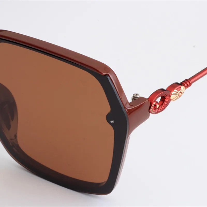 Fashion Sunglasses Women 2020 Luxury Brand Designer Ladies Square Frame Sun Glasses Gradient Eyewear Oculos De Sol Gafas
Fashion Sunglasses Women 2020 Luxury Brand Designer Ladies Square Frame Sun Glasses Gradient Eyewear Oculos De Sol Gafas