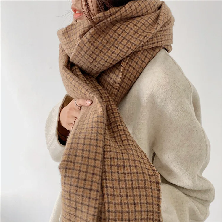 2021Korean autumn winter new imitation cashmere women's scarf ins style fashion small lattice retro warmth thickened outer shawl
2021Korean autumn winter new imitation cashmere women's scarf ins style fashion small lattice retro warmth thickened outer shawl