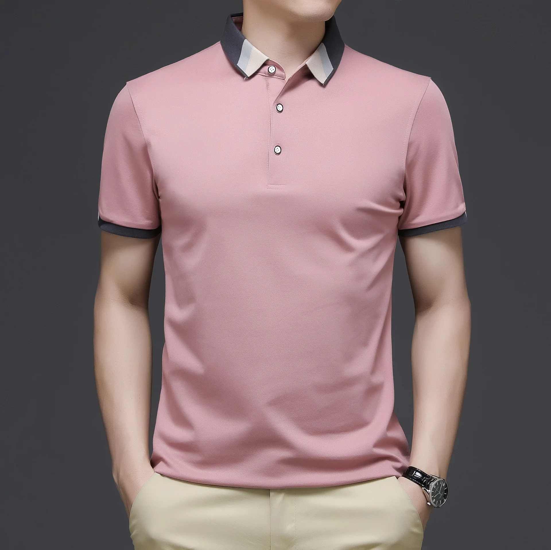 Men's short-sleeved POLO shirt 2021 new casual solid color lapel popular men's half-sleeve POLO shirt slimming shirt tide
Men's short-sleeved POLO shirt 2021 new casual solid color lapel popular men's half-sleeve POLO shirt slimming shirt tide