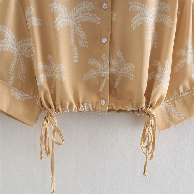 2021 Summer Casual Woman Camel Print Short Tops Female Vintage Drawstring Short Sleeve Shirts Ladies Chic Beach Style Top
2021 Summer Casual Woman Camel Print Short Tops Female Vintage Drawstring Short Sleeve Shirts Ladies Chic Beach Style Top