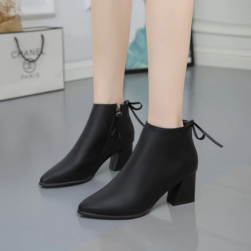 2021 NewFashion Leather Ankle Boots Women Thick High Heels Zipper Pointed Toe Autumn Winter Woman Shoes Square Heel
2021 NewFashion Leather Ankle Boots Women Thick High Heels Zipper Pointed Toe Autumn Winter Woman Shoes Square Heel
