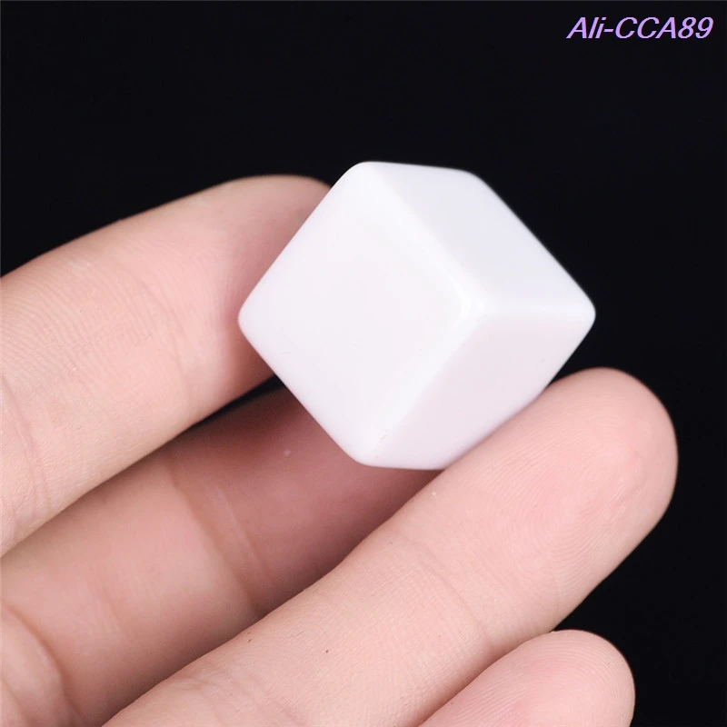 10PCS 16mm Gaming Dice Standard Six Sided Square Corner Die For Birthday Parties Other Game Accessories
10PCS 16mm Gaming Dice Standard Six Sided Square Corner Die For Birthday Parties Other Game Accessories