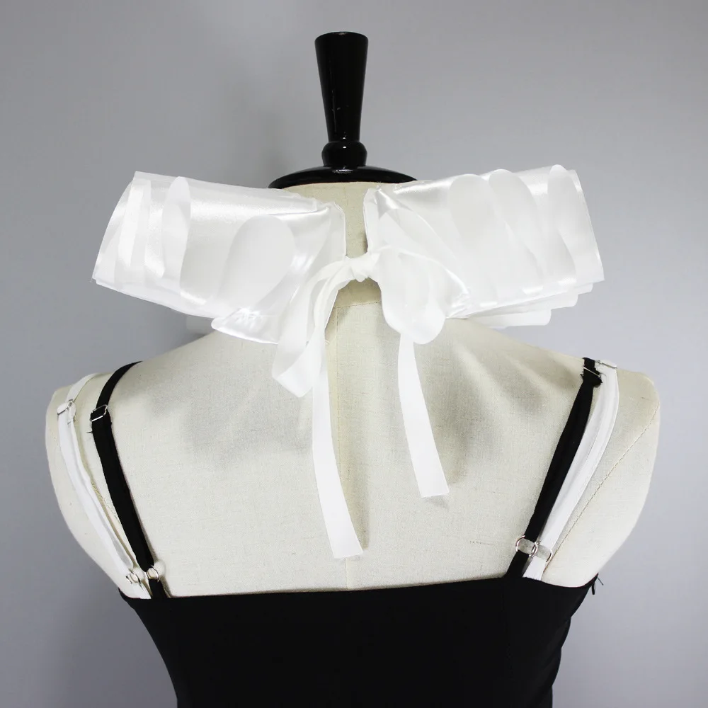 New Fashion Victorian Gothic Detachable Collar Women Ribbon Elastic Ruffle Neck Tie Collars Cosplay Costumes Accessories
New Fashion Victorian Gothic Detachable Collar Women Ribbon Elastic Ruffle Neck Tie Collars Cosplay Costumes Accessories