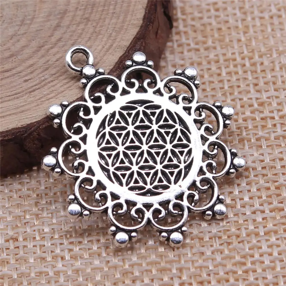 Handmade Pendants For Jewelry Accessories 10pcs Round Carved Flower Of Life Charms 30x35mm Antique Silver Plated
Handmade Pendants For Jewelry Accessories 10pcs Round Carved Flower Of Life Charms 30x35mm Antique Silver Plated