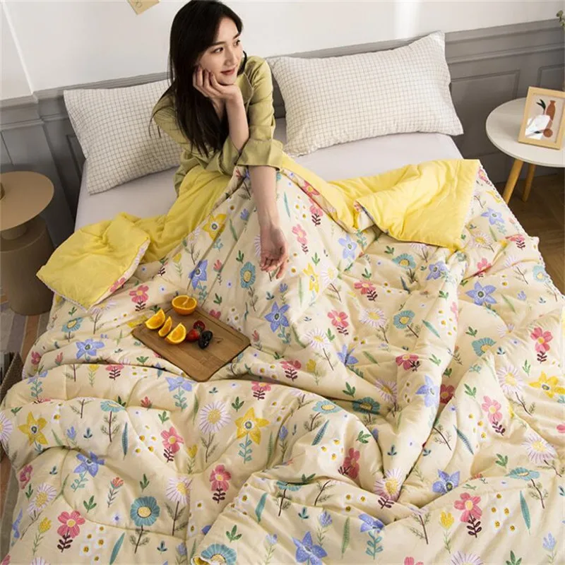 Summer Quilt Blankets Thin Comforter Washable Bed Cover Quilting Home Textiles Suitable Summer Blanket Quilt for Adults
Summer Quilt Blankets Thin Comforter Washable Bed Cover Quilting Home Textiles Suitable Summer Blanket Quilt for Adults