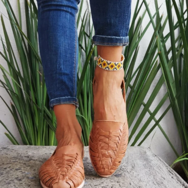 2021 Summer New Women's Fashion PU Leather Thin Band Splicing Combination Sandals Multi Color Leisure Beach Shoes KP124
2021 Summer New Women's Fashion PU Leather Thin Band Splicing Combination Sandals Multi Color Leisure Beach Shoes KP124