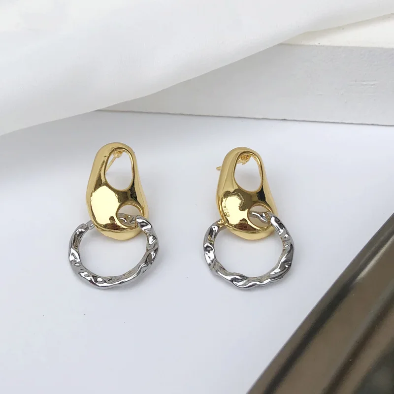 2020 New Personality Geometric Metal Style Stylish Irregular Circle Hook French Hoop Earring for Women Girls Party Jewelry
2020 New Personality Geometric Metal Style Stylish Irregular Circle Hook French Hoop Earring for Women Girls Party Jewelry