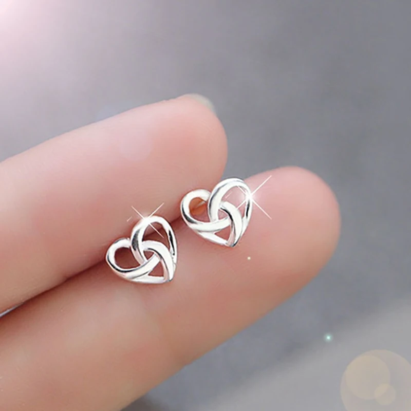 Elegant Heart Love Knot Earrings For Women Girls Simple Exquisite Heart Earring Fashion Jewlery Valentine's Day Birthday Gift
Elegant Heart Love Knot Earrings For Women Girls Simple Exquisite Heart Earring Fashion Jewlery Valentine's Day Birthday Gift