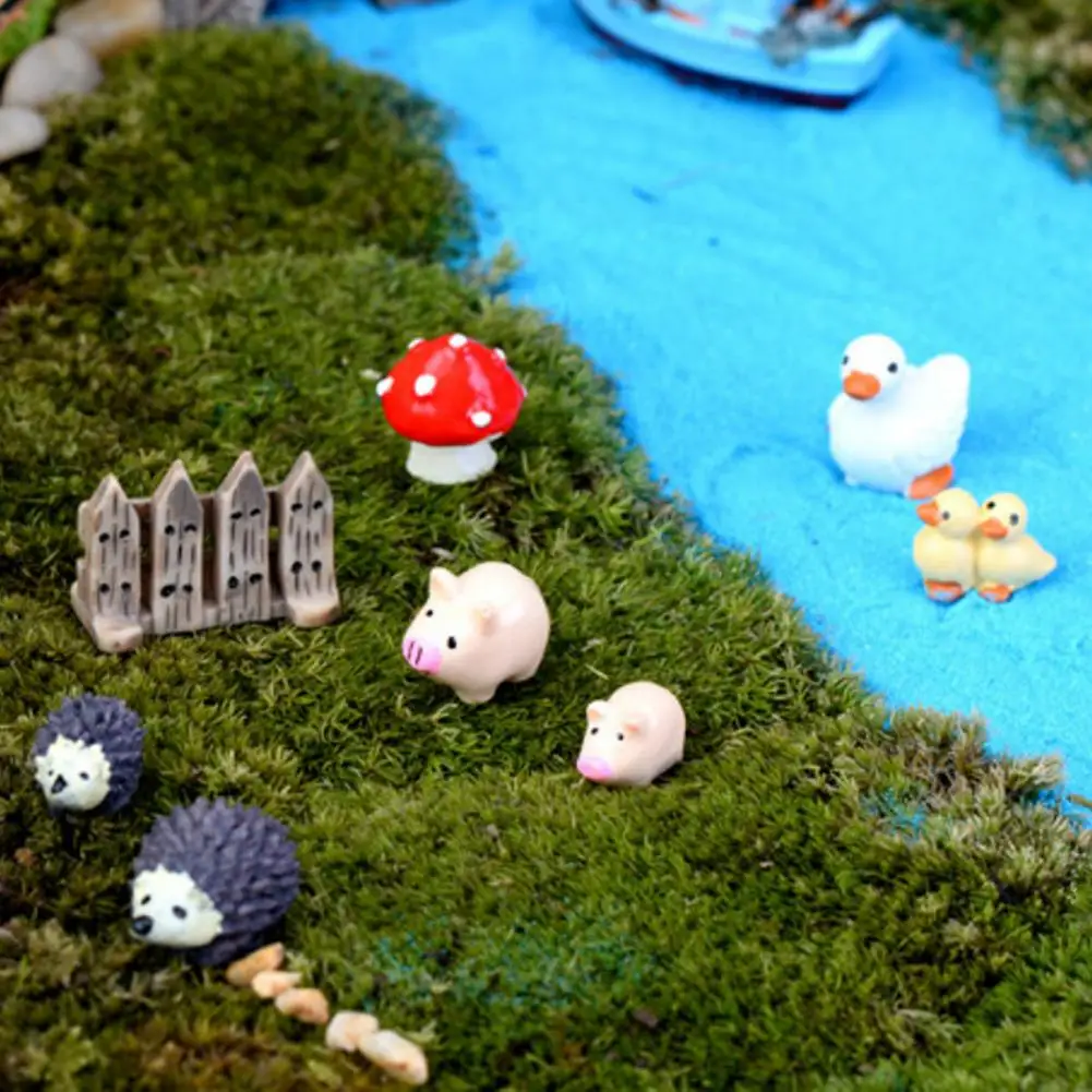 1 Set Micro Ornaments Unique Lovely Fadeless Waterproof Miniature Model for Decorating
1 Set Micro Ornaments Unique Lovely Fadeless Waterproof Miniature Model for Decorating