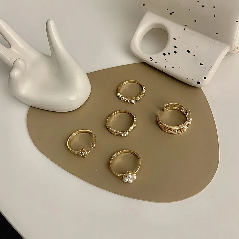 5Pcs Opening Ring For 2021With Exquisite Pearl Index Finger Ring Bohemian Ring
5Pcs Opening Ring For 2021With Exquisite Pearl Index Finger Ring Bohemian Ring