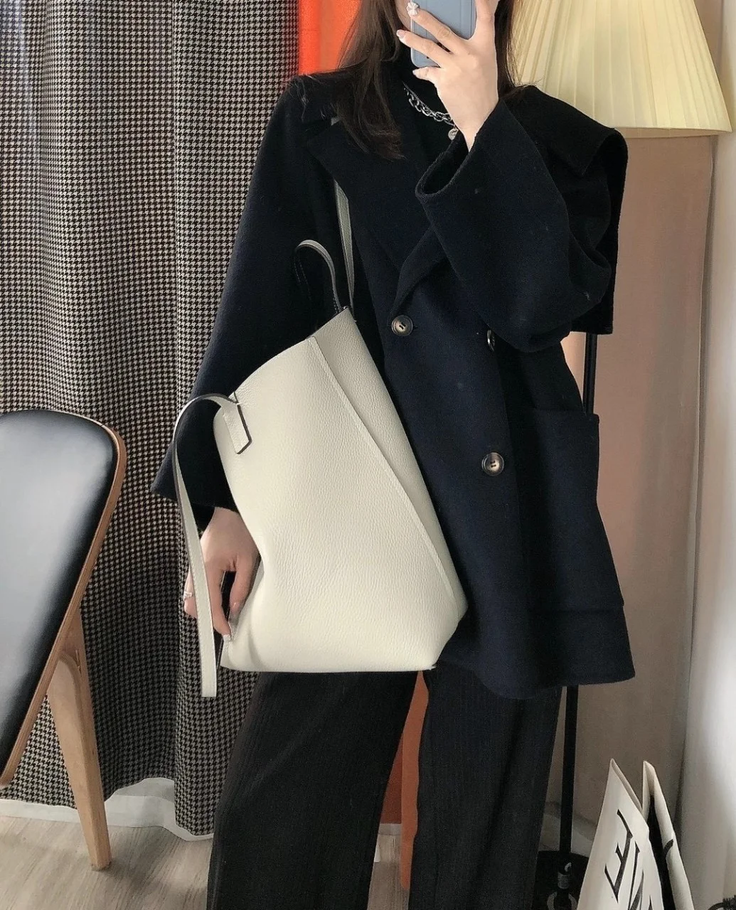 2021 new women's bag Crossbody Bag net red single shoulder bag leather vertical shopping bag large capacity dual use 
2021 new women's bag Crossbody Bag net red single shoulder bag leather vertical shopping bag large capacity dual use