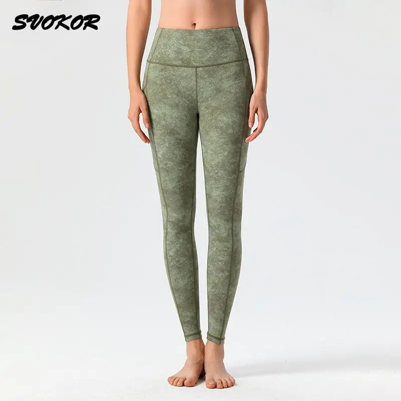 SVOKOR Printed Women Sports Set Breathable Push Up Yoga Set Running Stretch Gym Clothing Side Pocket Leggings Sportswear 
SVOKOR Printed Women Sports Set Breathable Push Up Yoga Set Running Stretch Gym Clothing Side Pocket Leggings Sportswear