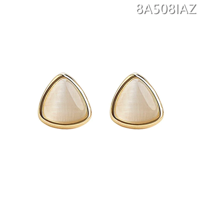 2020Fashion Women Triangular Opal Transparent Stud Delicacy Earrings Compact Simple Temperament Eardrop Party a Gift
2020Fashion Women Triangular Opal Transparent Stud Delicacy Earrings Compact Simple Temperament Eardrop Party a Gift