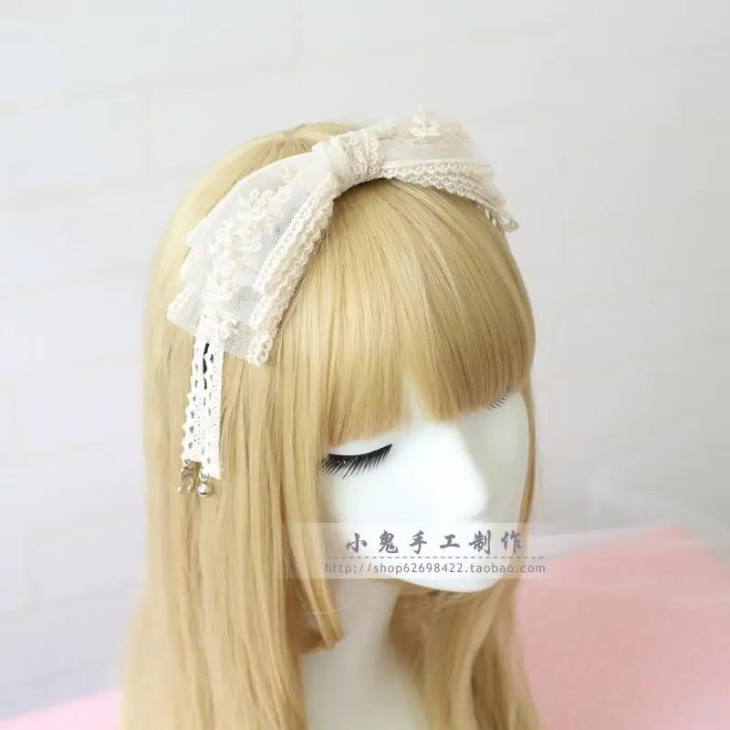 White lace bow headband hair ring bells hair accessories hairpin COS headband headband Korean version of the headwear
White lace bow headband hair ring bells hair accessories hairpin COS headband headband Korean version of the headwear