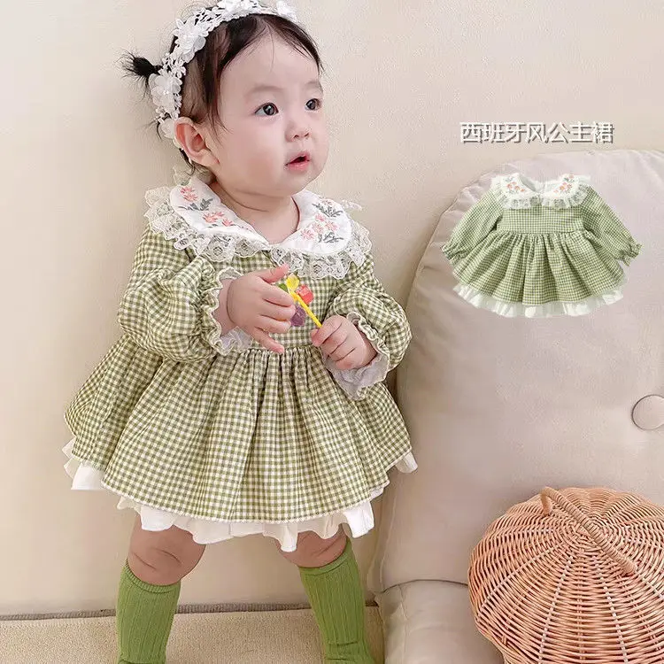 Girls Clothes Lolita Embroidery Collar Plaid Children For Baby Birthday Baptism Party Dresses Infant Vintage Princess Lace Dress
Girls Clothes Lolita Embroidery Collar Plaid Children For Baby Birthday Baptism Party Dresses Infant Vintage Princess Lace Dress
