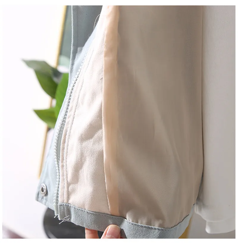 2020 Spring Autumn new Korean loose bf Hooded tooling Windbreaker female color matching baseball uniform Harajuku Jacket M445
2020 Spring Autumn new Korean loose bf Hooded tooling Windbreaker female color matching baseball uniform Harajuku Jacket M445