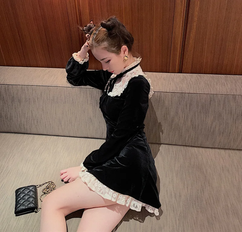 vintage black lace stand Spring and autumn Harajuku style mini-dress Women's Clothing high quality Elegant vestidos temperament
vintage black lace stand Spring and autumn Harajuku style mini-dress Women's Clothing high quality Elegant vestidos temperament