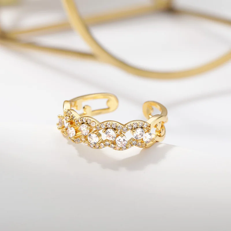 Classic Geometric Twist Wrapped Zircon Open Rings For Women Simple Elegant Student Ring Wedding Party Ring Fashion Jewelry 2021
Classic Geometric Twist Wrapped Zircon Open Rings For Women Simple Elegant Student Ring Wedding Party Ring Fashion Jewelry 2021