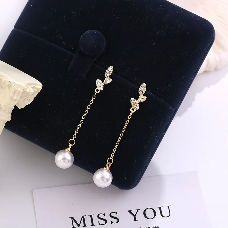 2020 Elegant Simulated Pearl Long Ear Line Drop Earrings For Women Engagement Wedding Jewellery Rhinestone Leaf Pendientes
2020 Elegant Simulated Pearl Long Ear Line Drop Earrings For Women Engagement Wedding Jewellery Rhinestone Leaf Pendientes