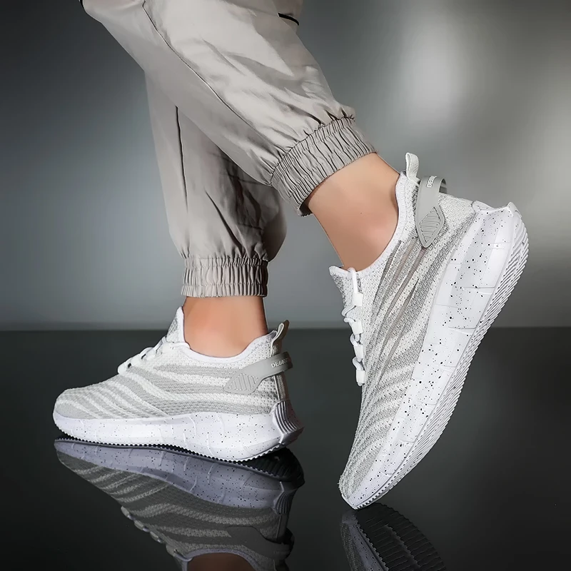 Hot Sale Mesh Men Shoes Breathable Black Grey Mens Sneakers Soft Sole Lace Up Men Casual Shoes Tenis Shoe Zapatillas Hombre
Hot Sale Mesh Men Shoes Breathable Black Grey Mens Sneakers Soft Sole Lace Up Men Casual Shoes Tenis Shoe Zapatillas Hombre