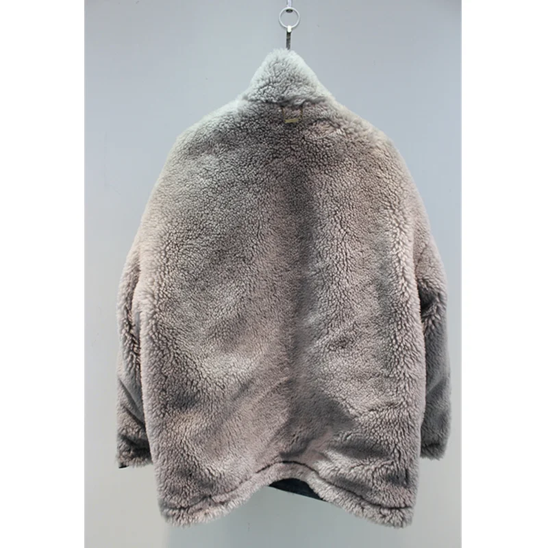 high 2021 woman winter new quality denim jacket Aussie Lamb wool shearing silhouette lapel cowboy fur coat female
high 2021 woman winter new quality denim jacket Aussie Lamb wool shearing silhouette lapel cowboy fur coat female