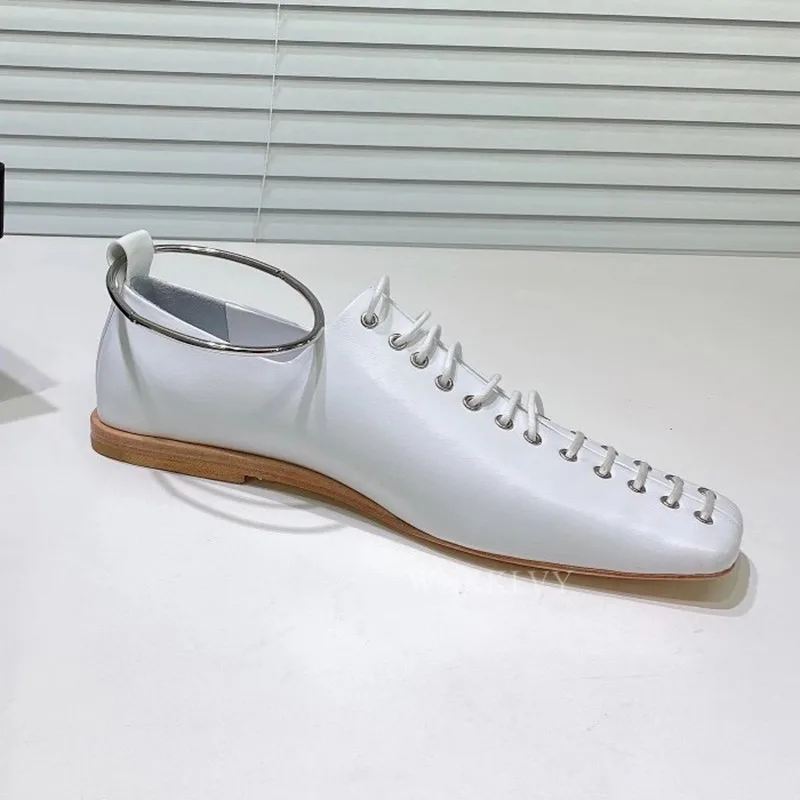 Square Toe Retro Flat Single Shoes Women Real Leather Metal Circle Design Lace Up Loafers Female Spring Comfort Vacation Shoes
Square Toe Retro Flat Single Shoes Women Real Leather Metal Circle Design Lace Up Loafers Female Spring Comfort Vacation Shoes