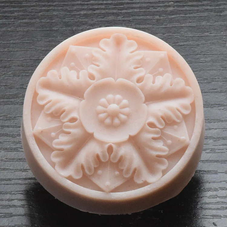 Flower Silicone Mold Soap Making Tools For DIY Fondant Cake Craft Candle Cupcake Baking Mold Muffin Pan Handmade DIY Decorating
Flower Silicone Mold Soap Making Tools For DIY Fondant Cake Craft Candle Cupcake Baking Mold Muffin Pan Handmade DIY Decorating