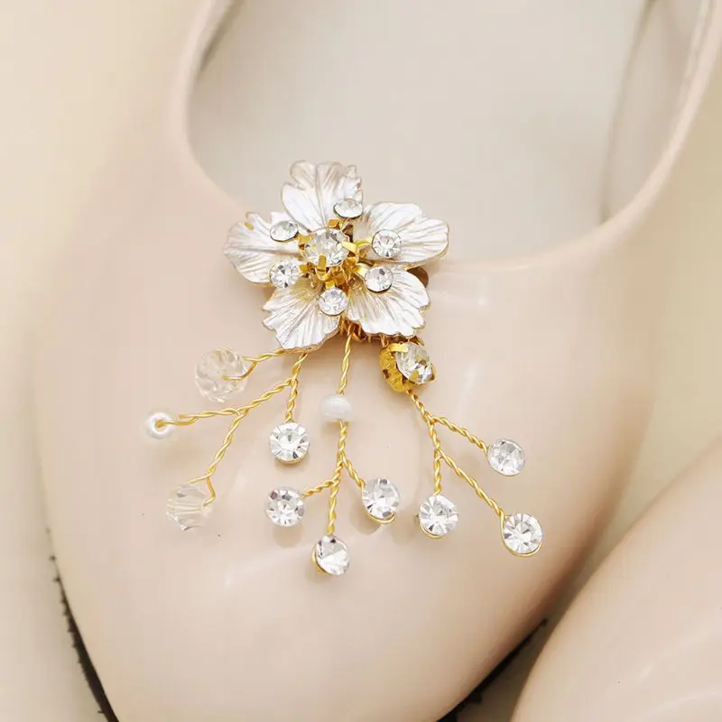 Shoe Clip Flower Gold Luxury Elegant DIY Women Lady Shoes Handmade Crystal Pearl Decoration High Heel Sandals Charms G5AE
Shoe Clip Flower Gold Luxury Elegant DIY Women Lady Shoes Handmade Crystal Pearl Decoration High Heel Sandals Charms G5AE