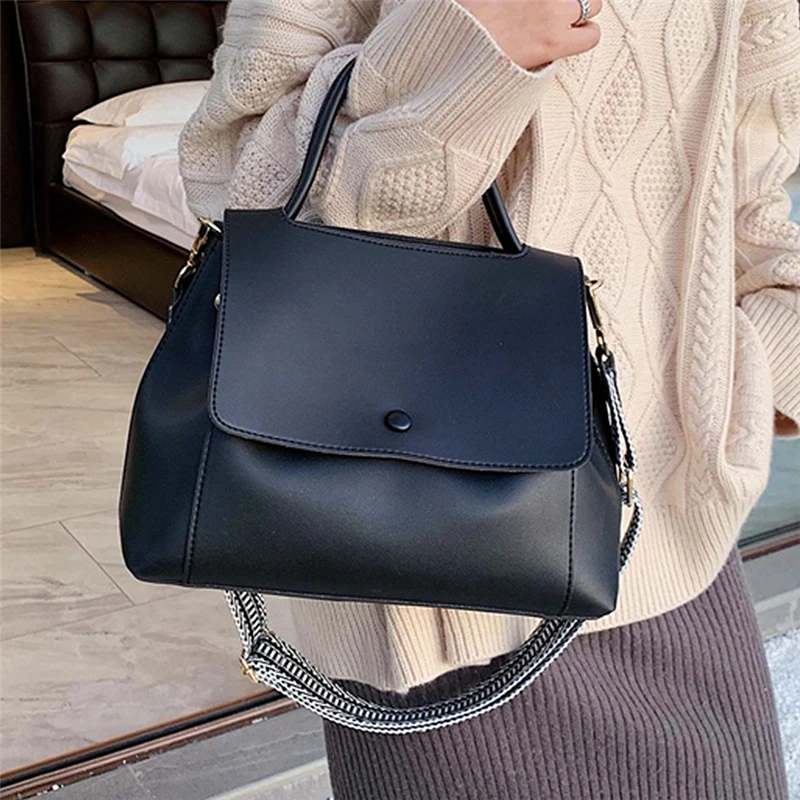 Large Capacity Crossbody Bag Fashion Totes PU Leather Shoulder Bags for Women 2021 High Quality Elegant Handbags Sac A Main New
Large Capacity Crossbody Bag Fashion Totes PU Leather Shoulder Bags for Women 2021 High Quality Elegant Handbags Sac A Main New