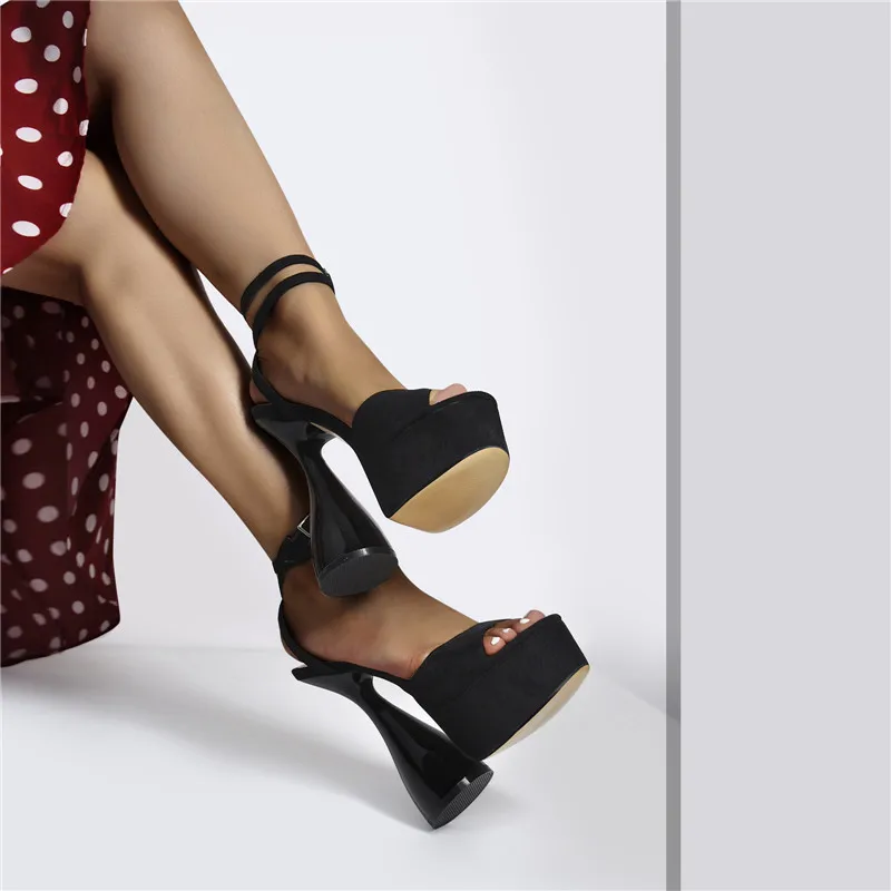 Onlymaker Women Platform Sandals Open Toe Spike High Heels Flock Ankle Buckle Big Size 2021 Fashion Summer Sandals
Onlymaker Women Platform Sandals Open Toe Spike High Heels Flock Ankle Buckle Big Size 2021 Fashion Summer Sandals