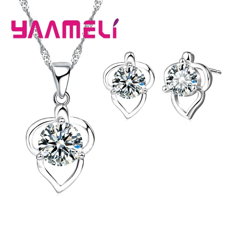 925 Sterling Silver Necklace Earrings Set Simple Style Maple Leaf Shape White Crystal Cubic Zirconia For Women Wedding
925 Sterling Silver Necklace Earrings Set Simple Style Maple Leaf Shape White Crystal Cubic Zirconia For Women Wedding