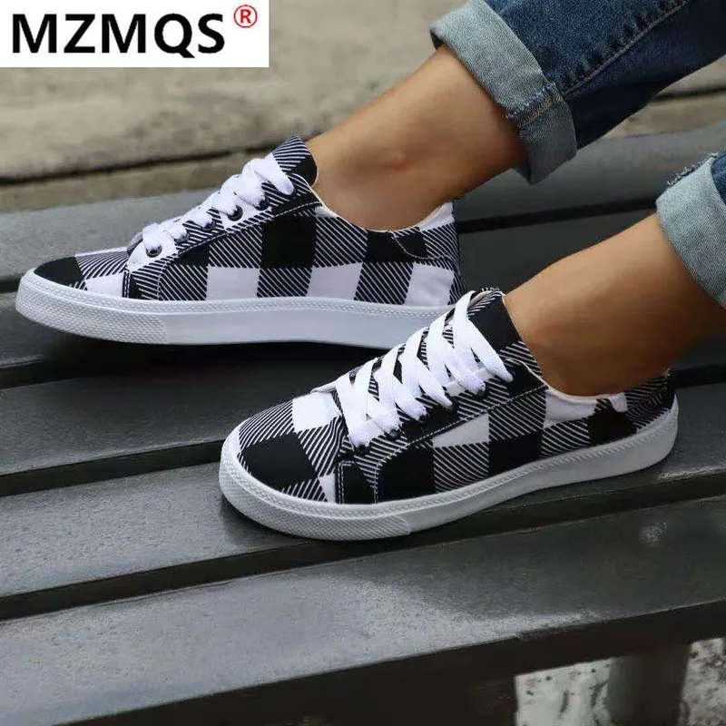 2021 New Fashion Women Platform Sneakers Flat Shoes Leopard-print Lace Casual Women Fashion Vulcanized Walking Shoes Women Shoes
2021 New Fashion Women Platform Sneakers Flat Shoes Leopard-print Lace Casual Women Fashion Vulcanized Walking Shoes Women Shoes