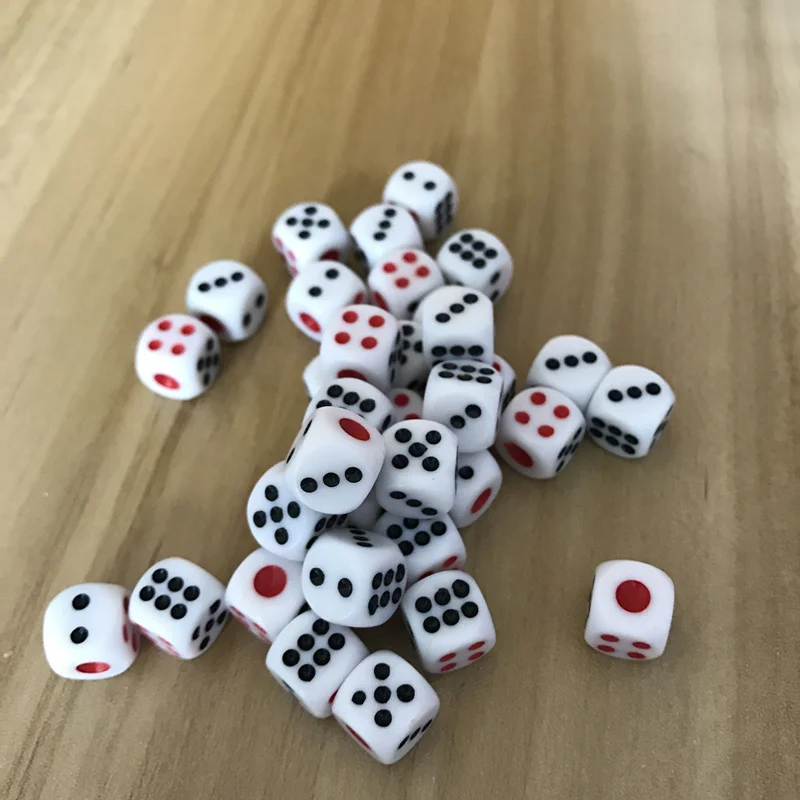 

10Pcs/Lot 10mm Dice Acrylic White Dice Hexahedron Fillet Red Black Points Clubs KTV Dedicated Entertainment Dice Set Board Game