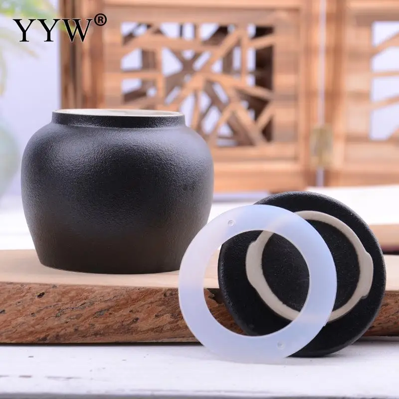 Stoneware Black And White Small Ceramic Leak-Proof Sealed Jar Retro Mini Tea Portable Travel Square Jar Portable Tea Tin
Stoneware Black And White Small Ceramic Leak-Proof Sealed Jar Retro Mini Tea Portable Travel Square Jar Portable Tea Tin