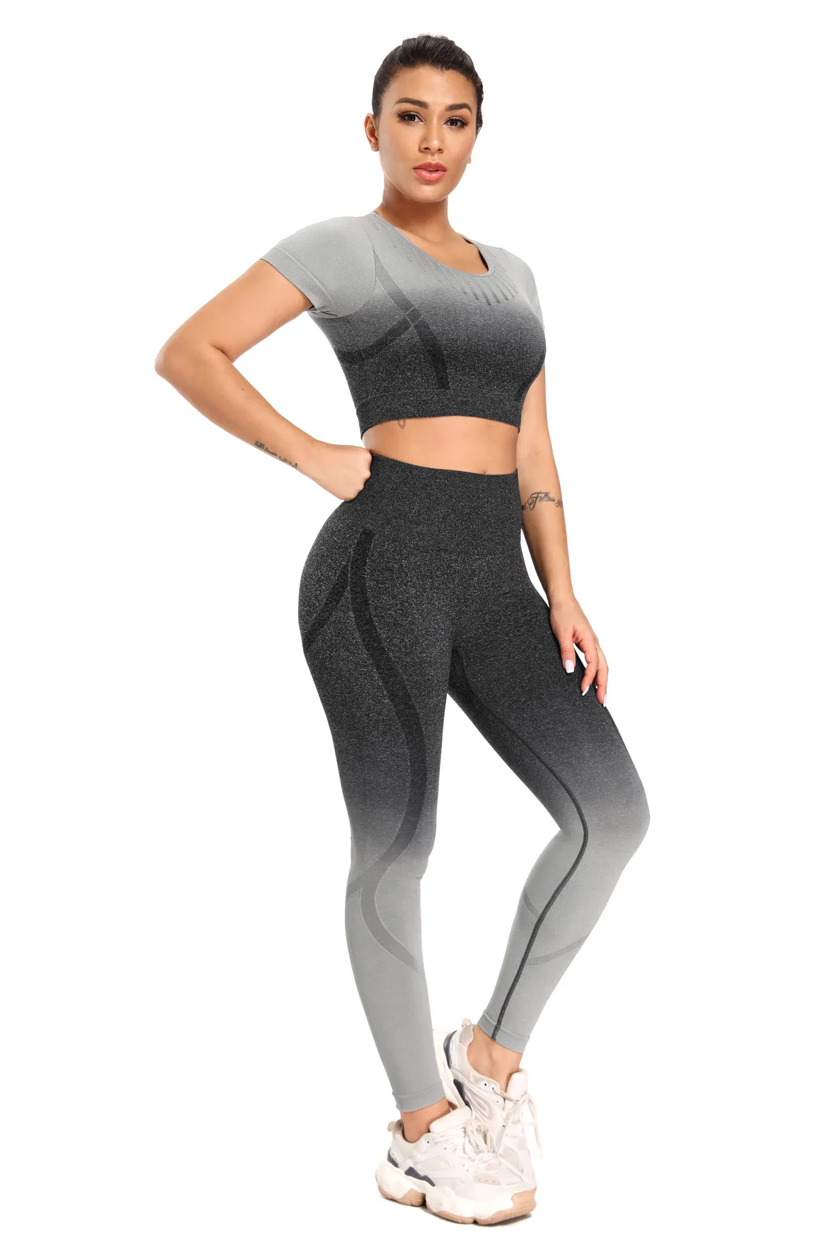 New seamless gradual change round neck Yoga suit in spring and summer yoga pants women yoga leggings high waist pants
New seamless gradual change round neck Yoga suit in spring and summer yoga pants women yoga leggings high waist pants