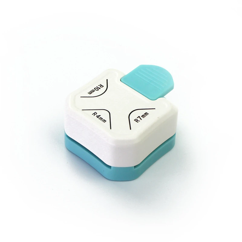 Three-in-one rounding tool Came small three-purpose corner cutter Arc photo corner cutter decoration
Three-in-one rounding tool Came small three-purpose corner cutter Arc photo corner cutter decoration