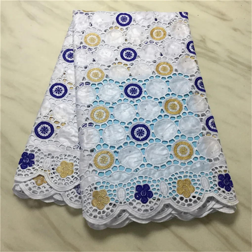 2020 Latest African Lace Fabric High Quality Nigerian French Swiss voile Lace Bazin Riche Fabrics 5 yards For Wedding
2020 Latest African Lace Fabric High Quality Nigerian French Swiss voile Lace Bazin Riche Fabrics 5 yards For Wedding