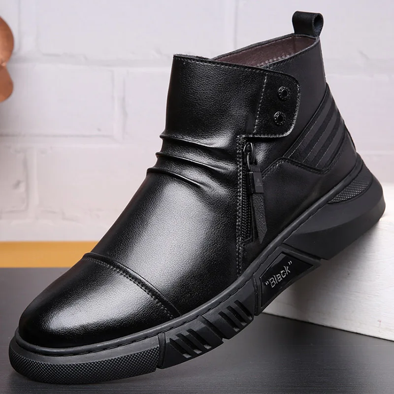 Winter Men's Leather High Top Casual Cotton Shoes Plush Warm Soft Non Slip Leather Boots Thick Bottom Fashion Motorcycle Boots
Winter Men's Leather High Top Casual Cotton Shoes Plush Warm Soft Non Slip Leather Boots Thick Bottom Fashion Motorcycle Boots