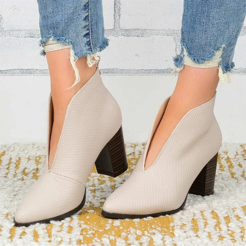 Autumn Women Boots 2021 Chunky Heels Comfortable High Heel Ankle Boots Fashion Retro Leather Women's Shoes Botas De Mujer
Autumn Women Boots 2021 Chunky Heels Comfortable High Heel Ankle Boots Fashion Retro Leather Women's Shoes Botas De Mujer