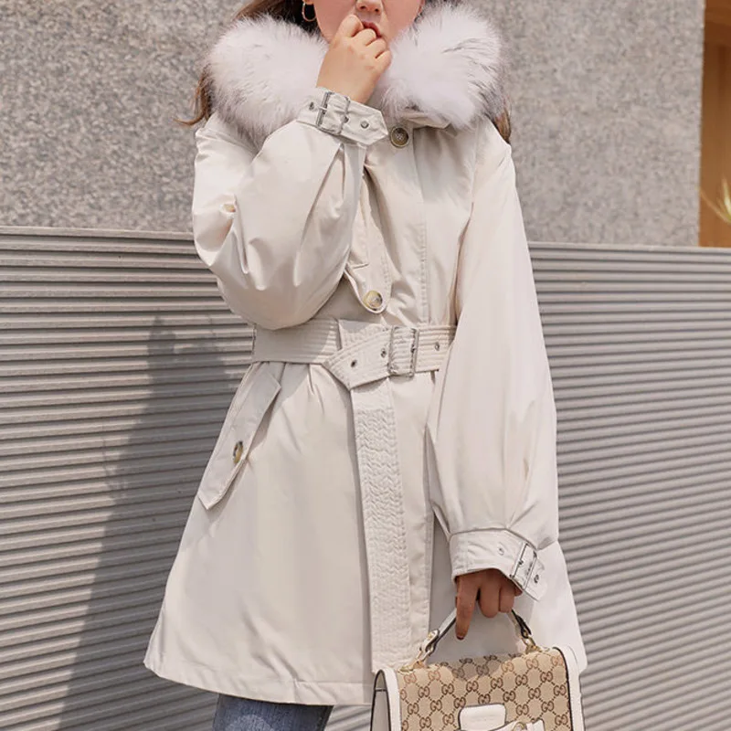 White Down Jacket Women's Real Fur Hooded Belt Slim Solid Elegant Office Lady Thickened Korean Fashion Warm Parker Winter Coat
White Down Jacket Women's Real Fur Hooded Belt Slim Solid Elegant Office Lady Thickened Korean Fashion Warm Parker Winter Coat