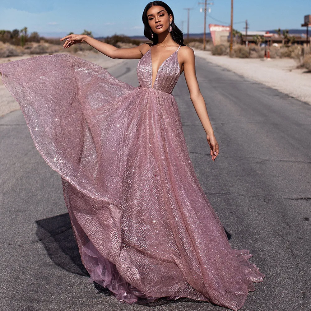 Open Back A Line Long Prom Dresses New Spaghetti Sleeveless Sweep Strain Sparkly V Neck Formal Evening Dress Party Gowns
Open Back A Line Long Prom Dresses New Spaghetti Sleeveless Sweep Strain Sparkly V Neck Formal Evening Dress Party Gowns